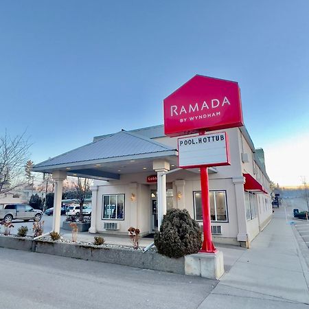 Ramada By Wyndham Ξενοδοχείο Quesnel Εξωτερικό φωτογραφία